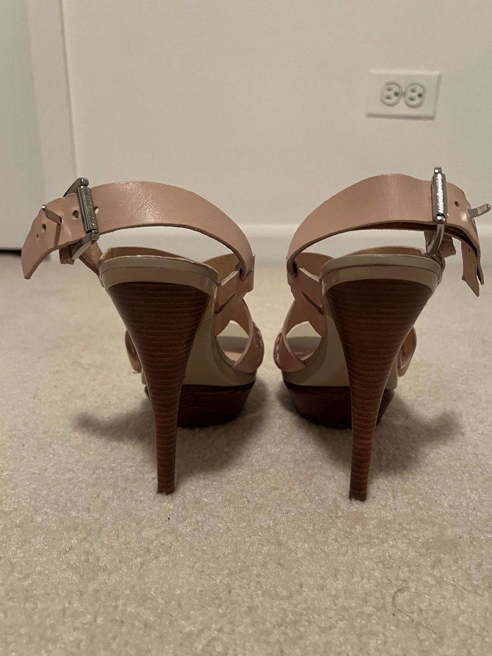 MICHAEL Michael Kors Nude Braided Platform Sandals 6.5 - Picture 4 of 6